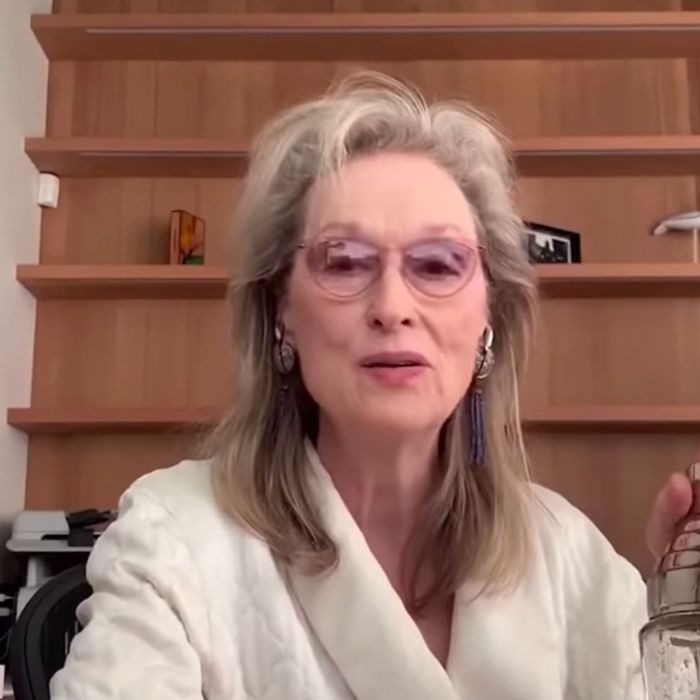 Some Questions About Meryl Streep S Bookshelves