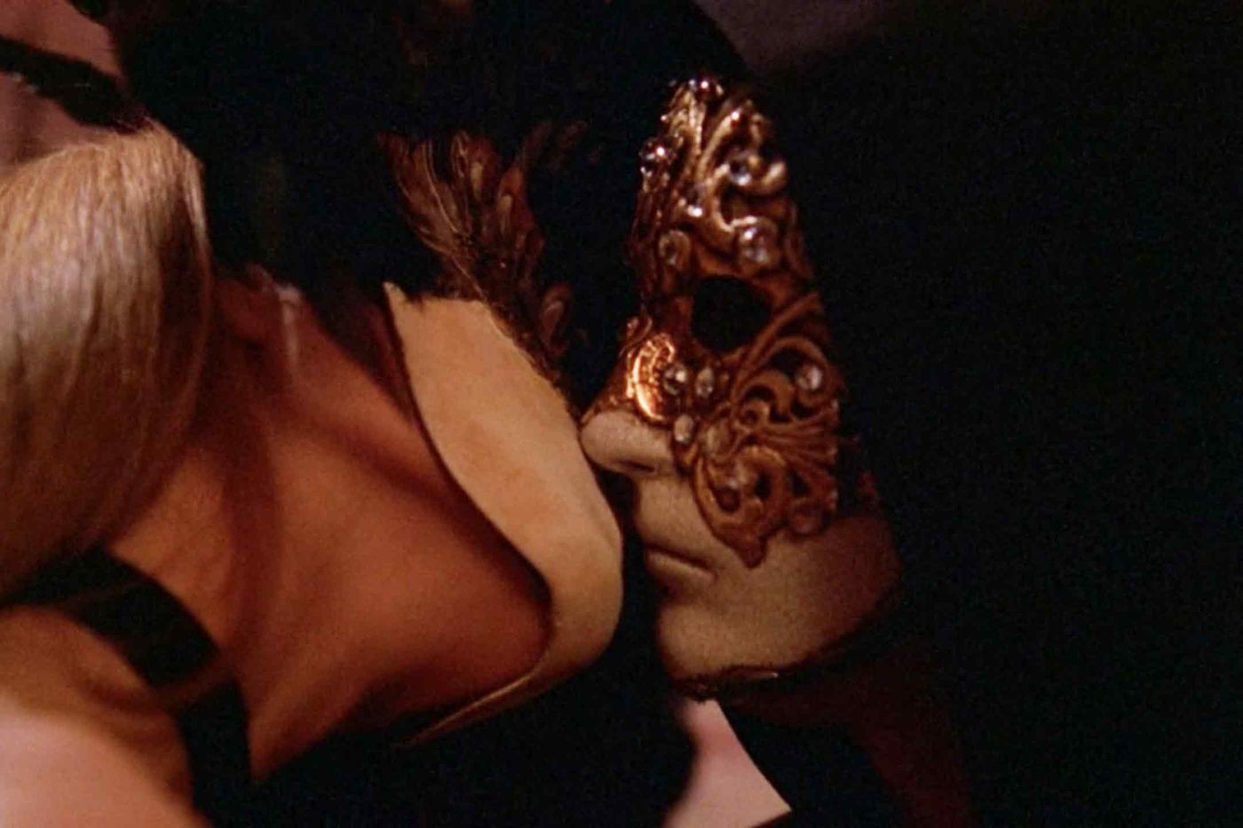 Illuminati And Sex Orgies - Oral History: The 'Eyes Wide Shut' Orgy Scene