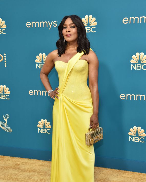 Emmys 2022 Red-Carpet Photos: All The Night’s Best Looks