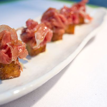 油炸玉米粉和波旁蛋黄酱