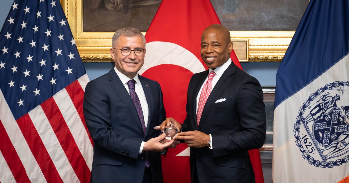 What We Know About Eric Adams's Ties to Turkey - Vimarsana News