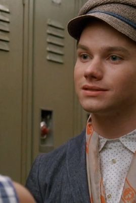 Judging from his wardrobe, Kurt is deeply inspired by his namesake in The Sound of Music. The skull-patterned McQueen scarf is a nice high-fashion touch, but that hat is pure Salzburg Music Festival. We just wish he'd go all the way and pair it with some Lederhosen. Surely that's on deck for next season, right?