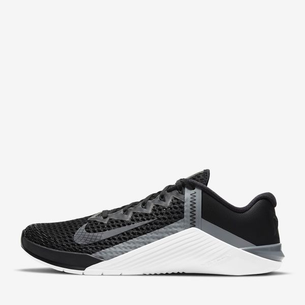17 Best Workout Shoes for Men 2021 