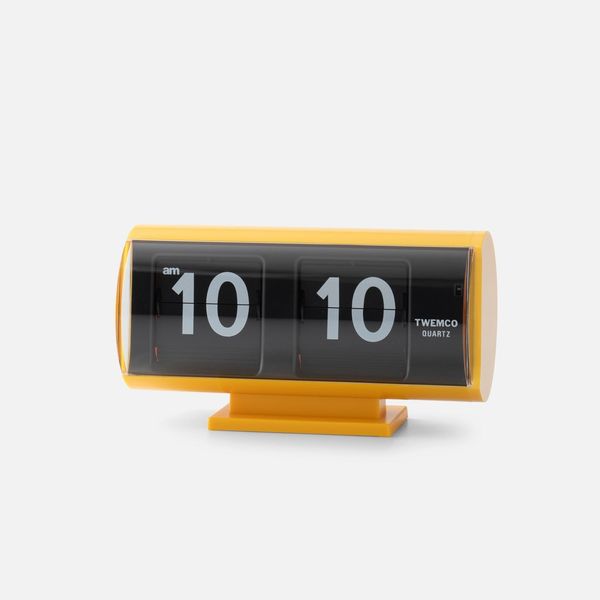 Schoolhouse Twemco Flip Clock