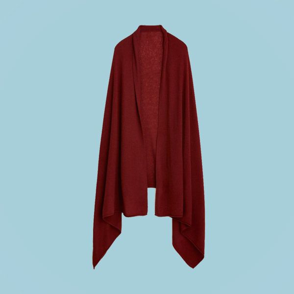 An Indestructible J.Crew Cashmere Shawl That’s Also Stylish | The