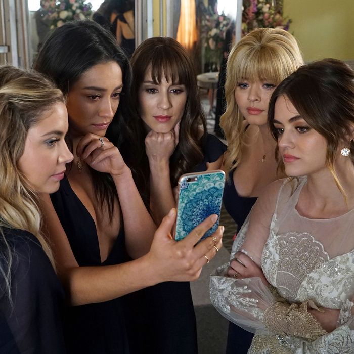 Download Pretty Little Liars Finale Recap Till Death Do Us Part SVG Cut Files