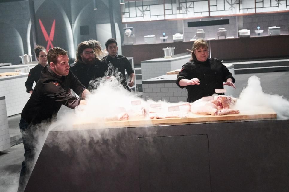 'Iron Chef Gauntlet' Episode 2 Recap Pork and Bananas