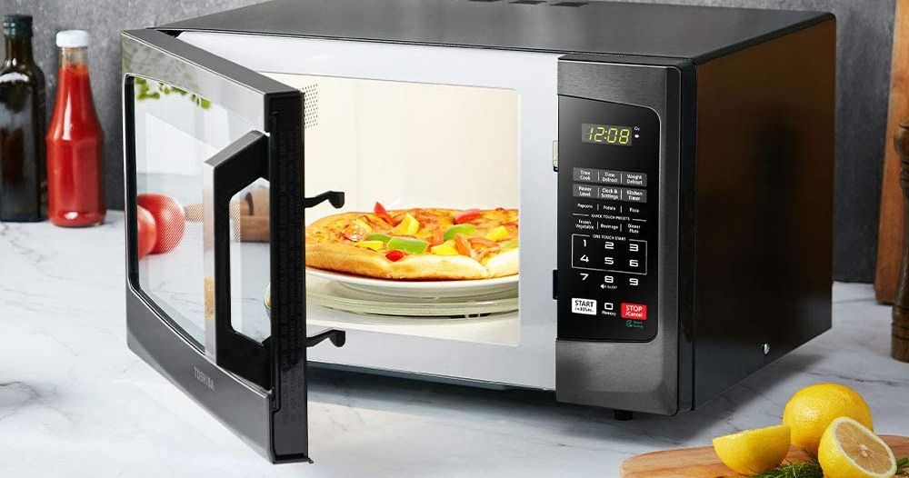 14 Best Microwave Ovens and Countertop Microwaves 2021 | The Strategist