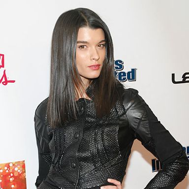 “我最喜欢的东西是巴黎的Ladurée马卡龙。香草——保持简单。我还没试过纽约的那家。我相信它一定很好。”