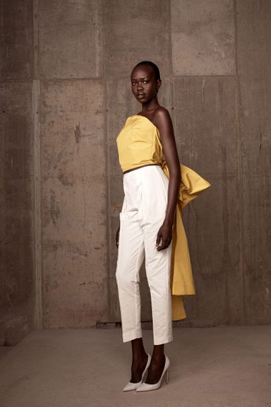 Rosie Assoulin’s Voluminous, Structured First Collection
