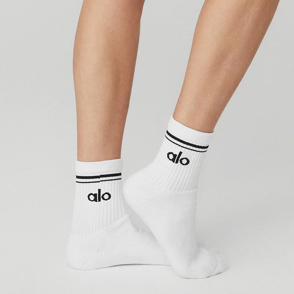 Alo Unisex Half-Crew Throwback Sock