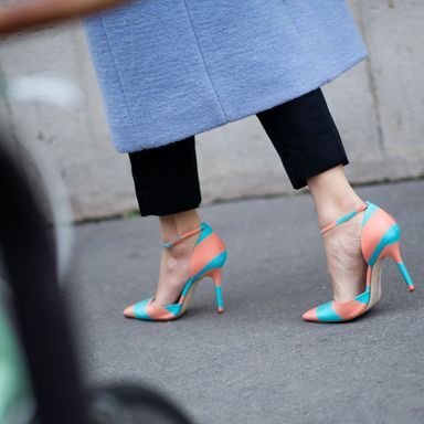 Paris Street Style: Bare Legs, Pastels, and Socks With Sandals