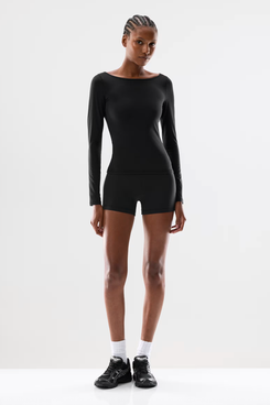 Aritzia Butter Essential Boatneck Longsleeve