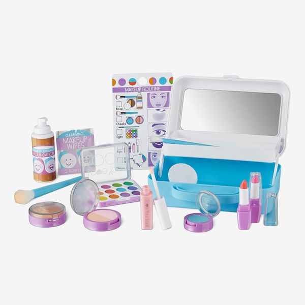 Melissa & Doug Love Your Look Makeup Kit