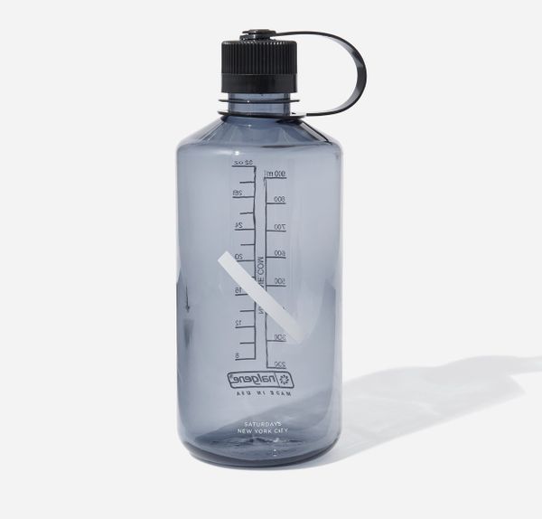 Nalgene Narrow Mouth Slash Bottle in Smoke Grey