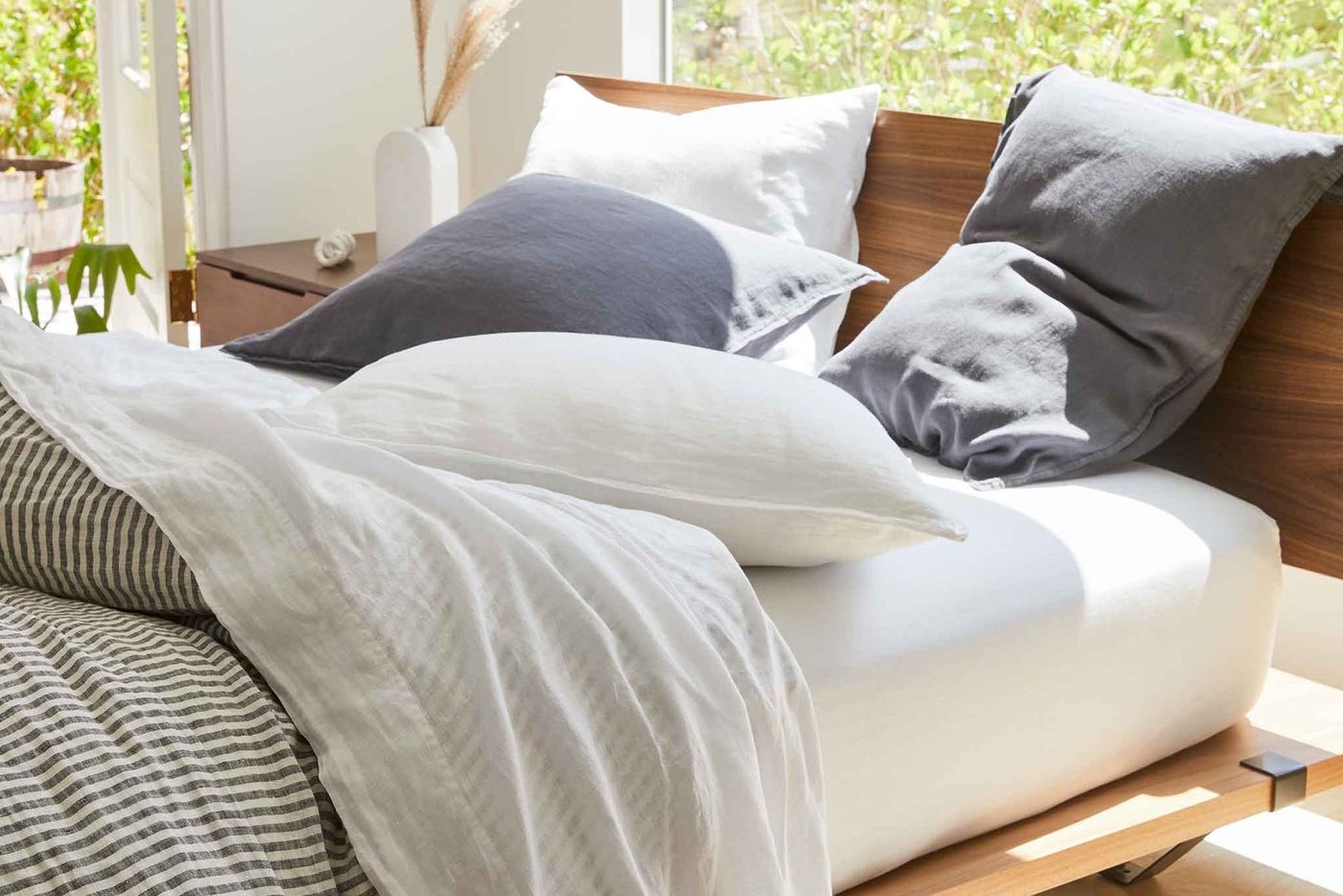 The Very Best Linen Sheets