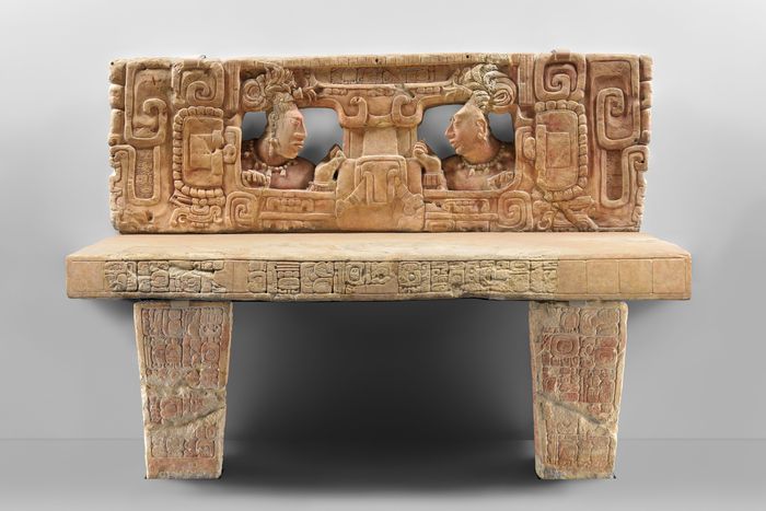 Trono maya del siglo VIII