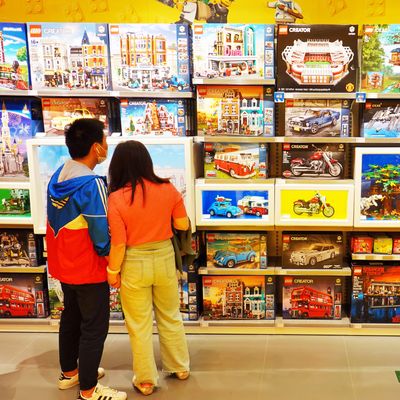 The First Store of LEGO Authorized Store Opened In Yantai City