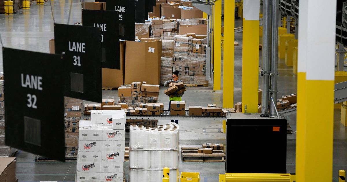 Amazon’s Twitter Ambassador Program Says Everything’s Fine