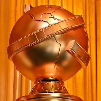 Golden Globes statue