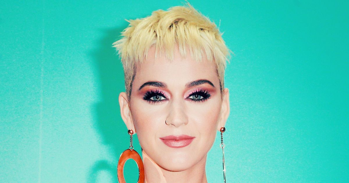Stagehand Sues Katy Perry After She Loses a Toe on Tour