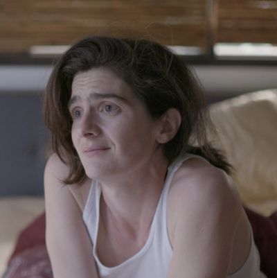 Gaby Hoffmann as Ali.