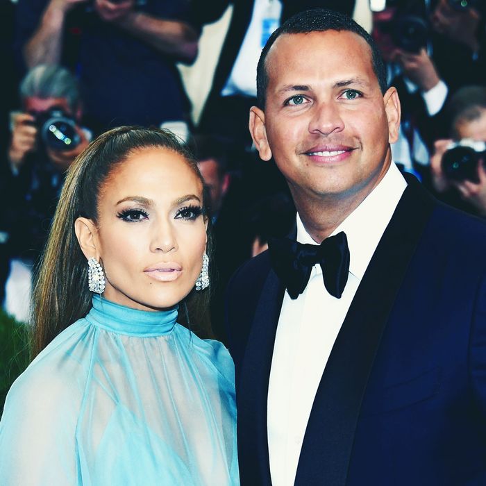 Alex Rodriguez Jennifer Lopez Sexy New Photos - Alex Rodriguez Seduced Jennifer Lopez With a Text