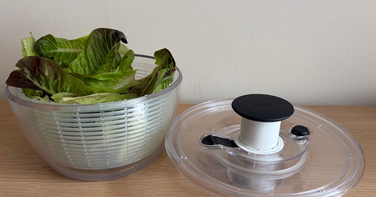 The Correct Size for a Salad Spinner Is Mini