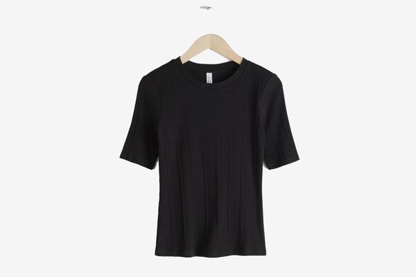 14 Best Black T-Shirts for Women | The Strategist | New York Magazine