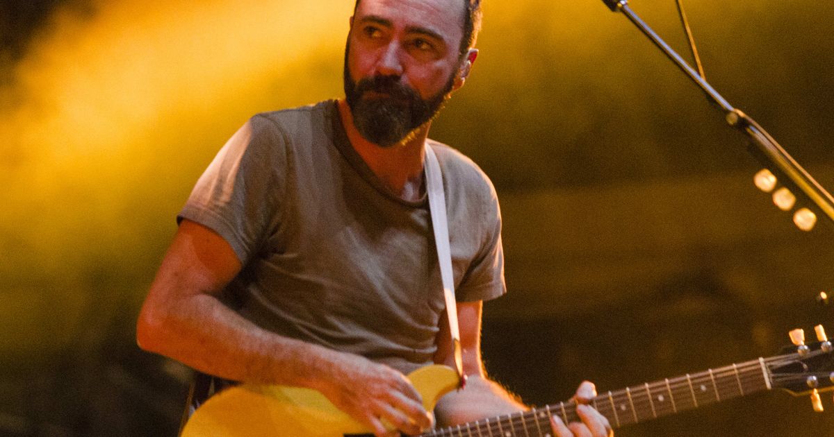 スプーンとシンズは新しい曲をデビューしましたが、それを切望するのは1つのバンドだけですプレーリーホームコンパニオンバンプ