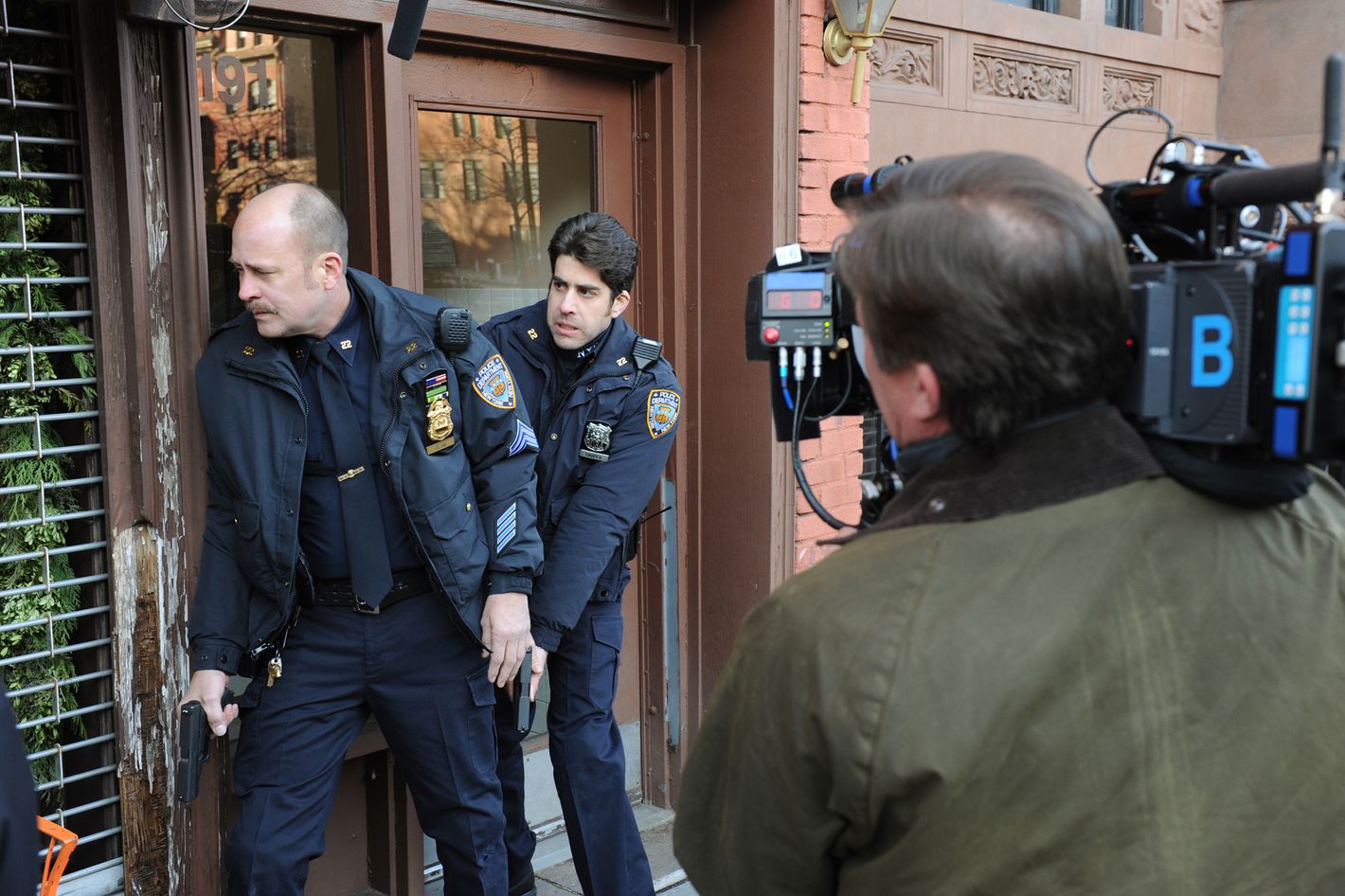 Vulture Patrols The Streets With The Fake Cops Of Nyc 22