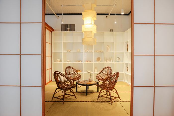 Lisa Perry Celebrates the Launch of Onna House Soho