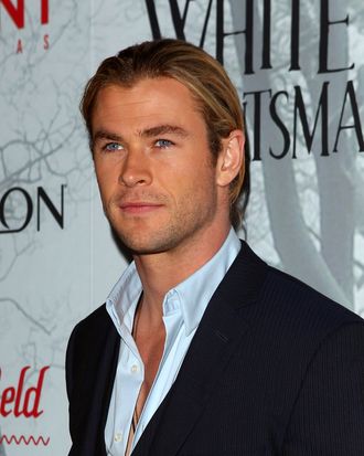 Chris Hemsworth arrives at the Snow White & The Huntsman Australian Premiere at Event Cinemas Bondi Junction on June 19, 2012 in Sydney, Australia.