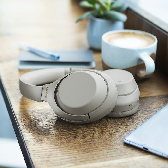 latest sony noise cancelling headphones