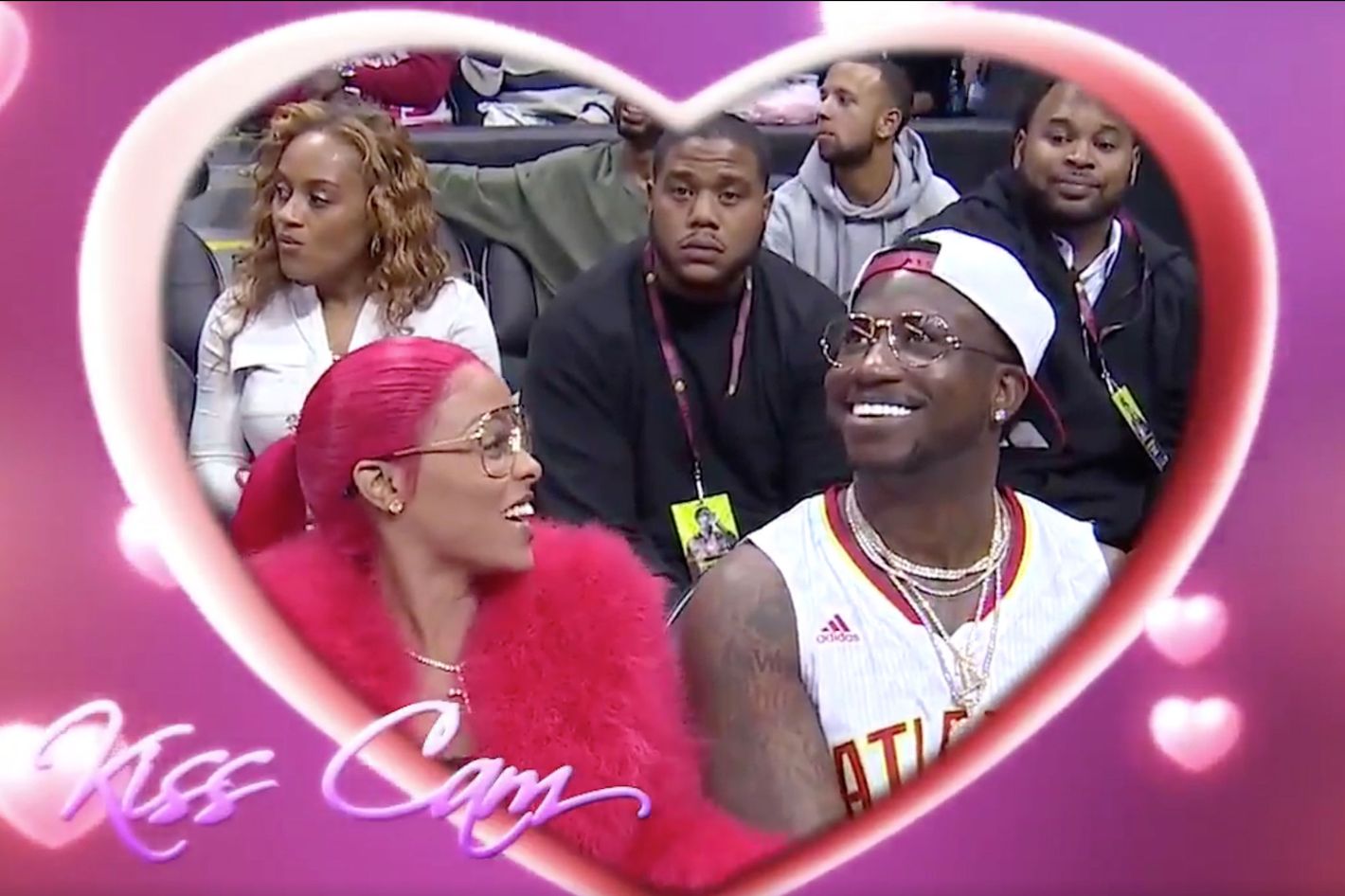 Watch Gucci Mane Propose to His Girlfriend on a Kiss Cam With a Big-Ass  Diamond