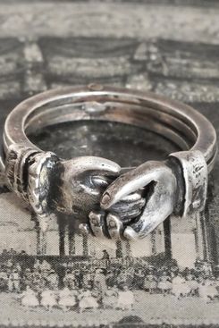 Antique Sterling Silver Fede Ring