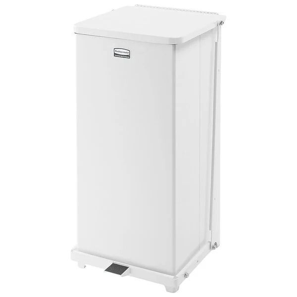 Rubbermaid Defenders Square Step Can