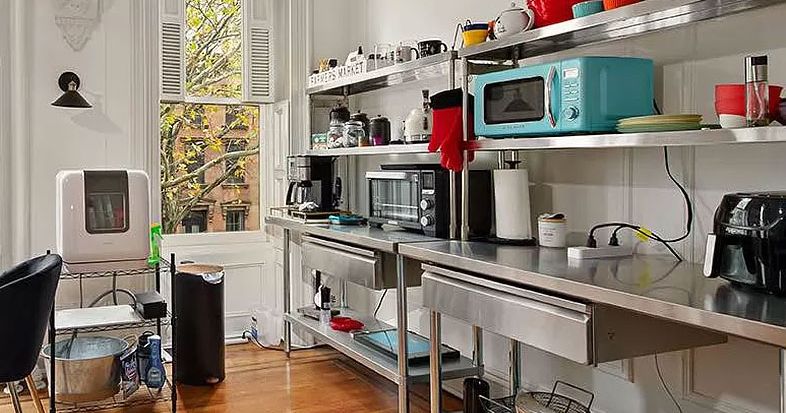 NYC Apartments With No Kitchens Still Have Expensive Rent