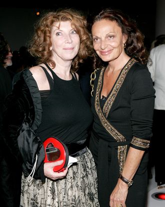 Nona Summers with Diane Von Furstenberg in 2005.