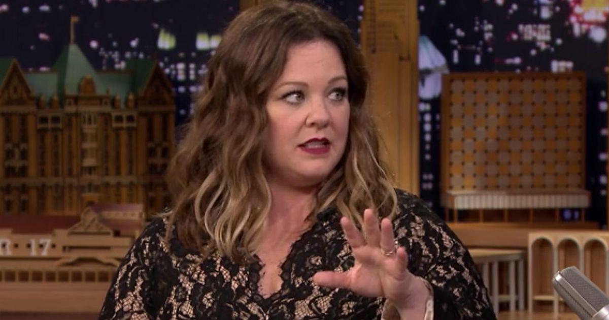 Melissa McCarthy Explains Chris Hemsworth Is ‘Crazy Funny’ in ...