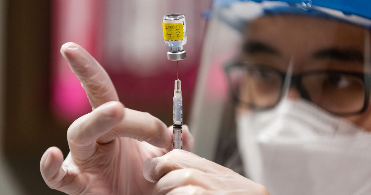 N.y. Restaurant Workers Now Eligible For Covid-19 Vaccine