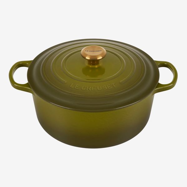 Le Creuset Signature Round Dutch Oven