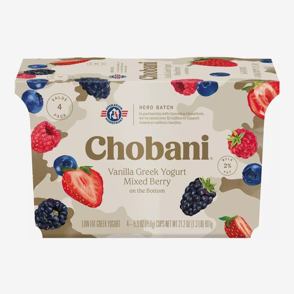 Chobani Vanilla Mixed Berry Greek Yogurt