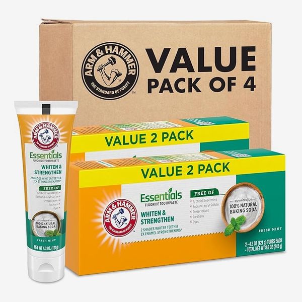 Arm & Hammer Essentials Whiten & Strengthen Fluoride Toothpaste