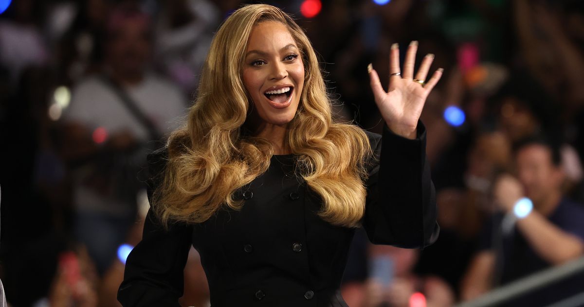 Beyoncé Got Us — and Netflix — a Christmas Gift