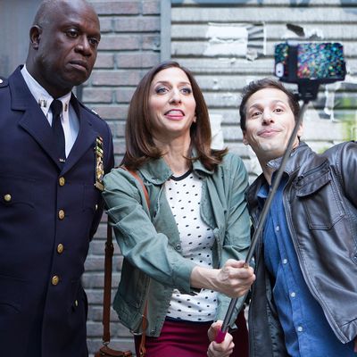 BROOKLYN NINE-NINE: (L-R) Capt. Holt (Andre Braugher), Gina (Chelsea Peretti) and Jake (Andy Samberg) in the 