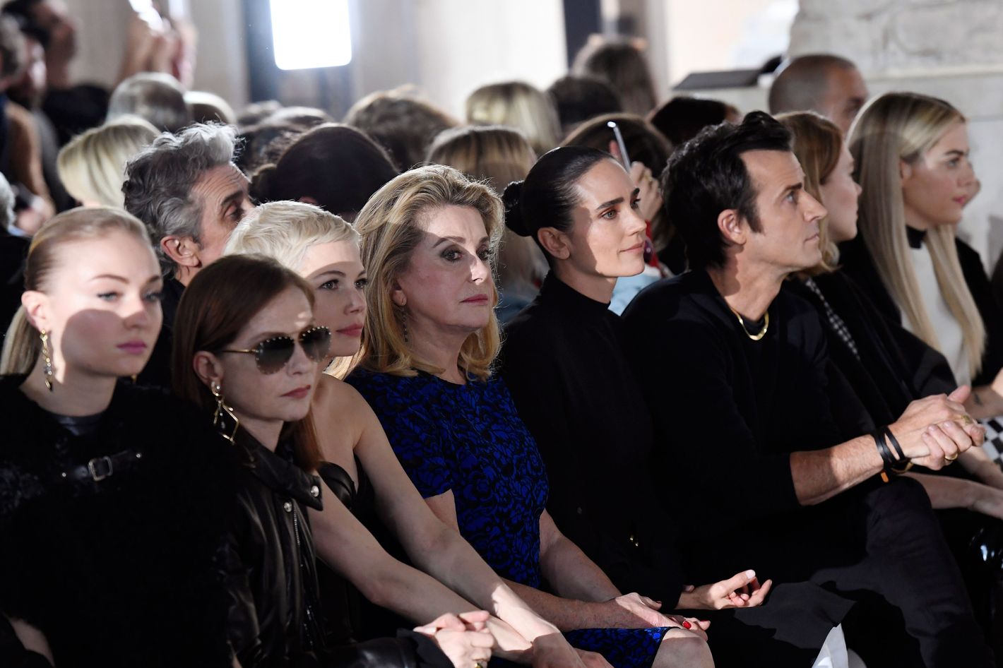 Celebrities attending the Louis Vuitton SS24 show in Paris :  r/popculturechat