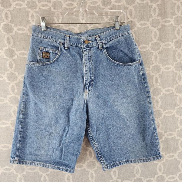 Best Shorts for Trans Men