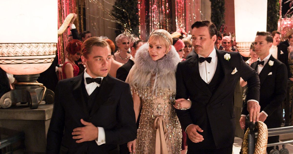 the theme of love in the great gatsby