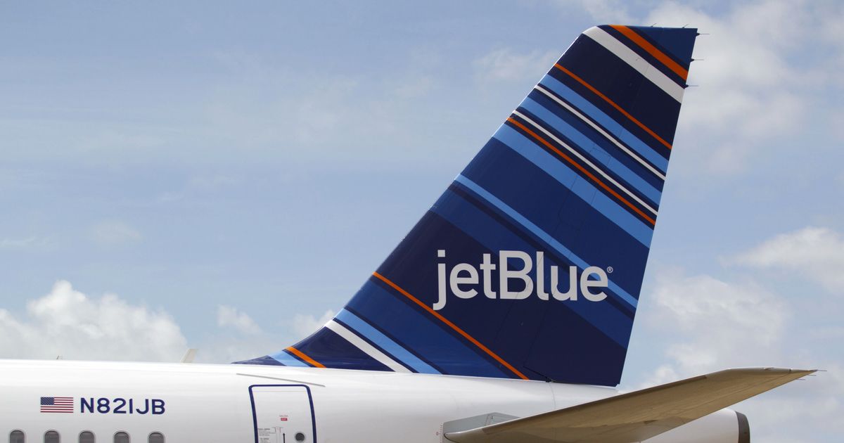 Woman Claims That JetBlue Flight Attendant Forced 3-Year-Old to Pee in Seat